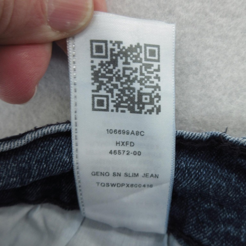 True Religion Geno Relaxed Slim Jeans Mens 32x26 Blue Medium Wash Stretch Denim - Picture 14 of 16